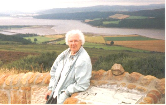 lynda1.jpg
